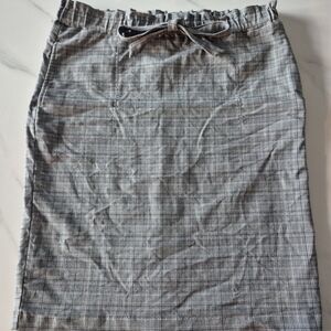 Madison Black and White Checkered Pencil Skirt